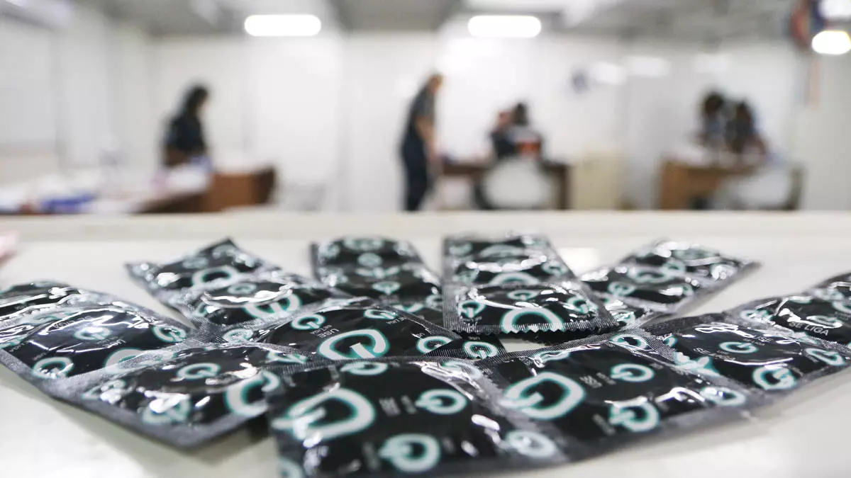 Nos &uacute;ltimos dez anos, a Bahia registrou queda de 5,8% no coeficiente de mortalidade por AIDS, que passou de 3,4 para 3,2 &oacute;bitos por 100 mil