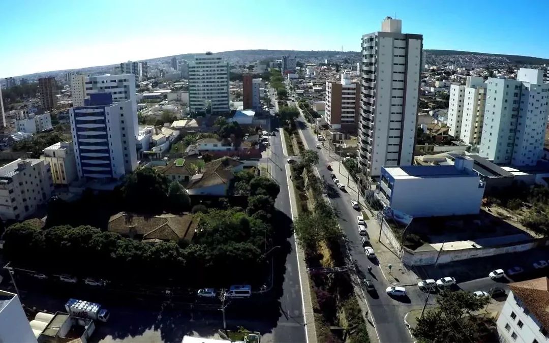Vitória da Conquista lidera casos prováveis de Dengue na Bahia