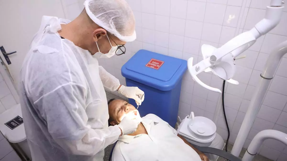 A Unidade de Atendimento Odontol&oacute;gico (UAO) do Dique do Toror&oacute; funciona durante 24 horas, ou seja, a qualquer hora do dia e tamb&eacute;m