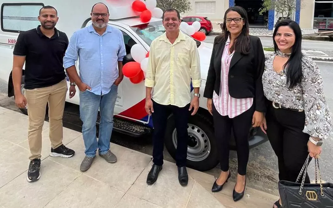 Município de Barra recebe ambulância destinada pela Sesab