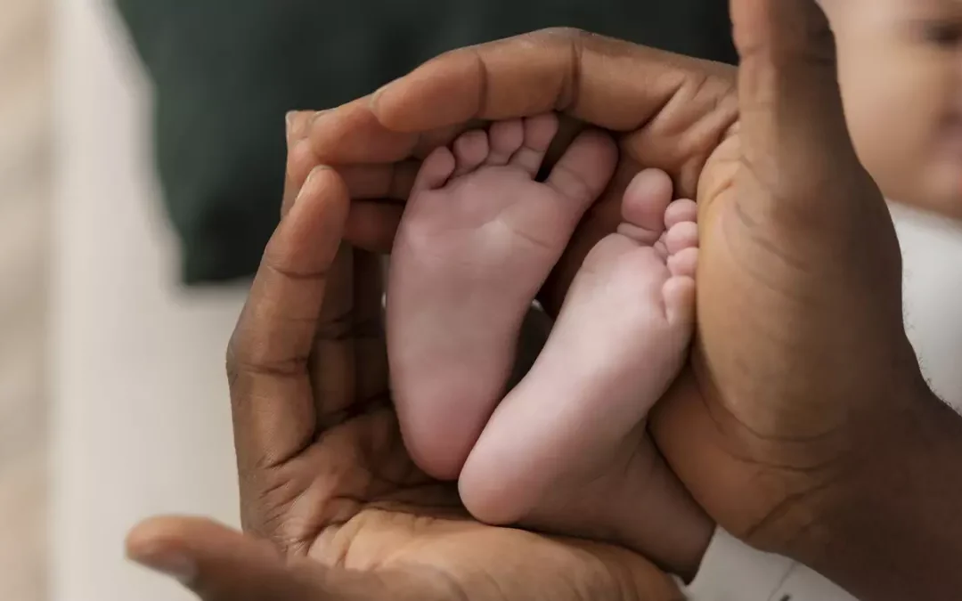 Apae Salvador alerta sobre redução de exames do Teste do Pezinho