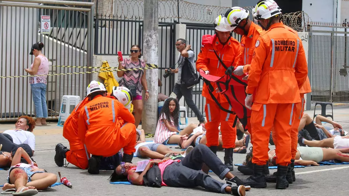 Dentro dos preparativos para o Carnaval de Salvador, equipes de sa&uacute;de e seguran&ccedil;a realizaram um simulado de atendimento &agrave;s