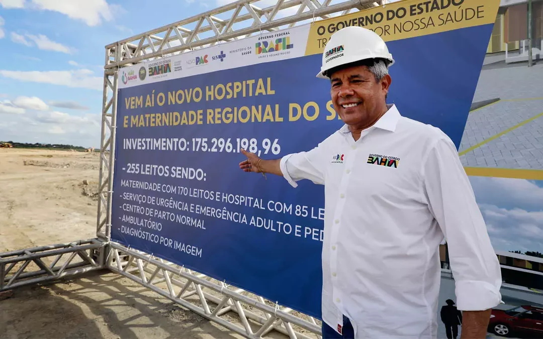 Governador assina ordem de serviço para construção de maternidade em Serrinha
